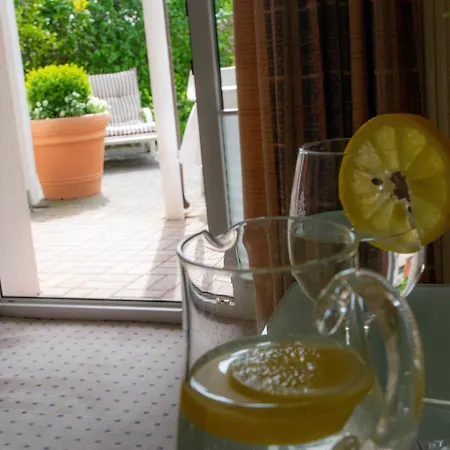 Haus Am Steinberg Guest house